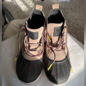 Sorel Women’s Out N About III Classic Boot